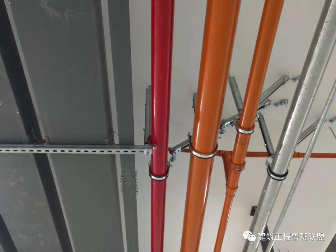 成品支吊架c型钢配件_钢材吊架_成品支吊架图片