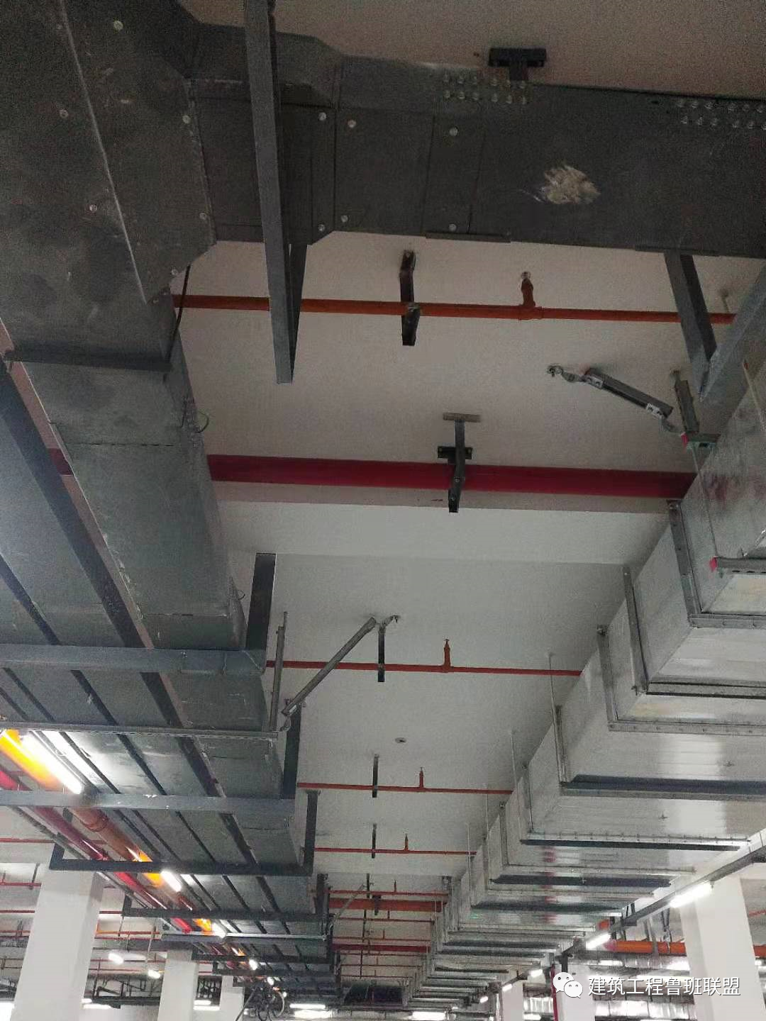 成品支吊架图片_成品支吊架c型钢配件_钢材吊架